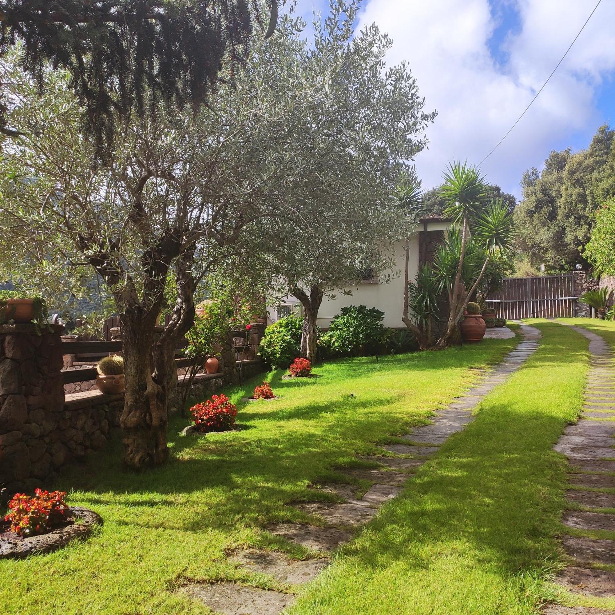 Casa Bados Villa Dorgali Ngoại thất bức ảnh